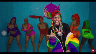 Why arent there female singers with male gold diggers in the background?
