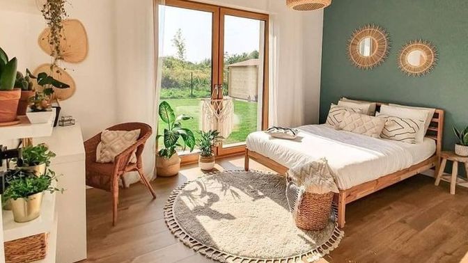If you could see the bedroom of someone you just met, what would you look for first to get an idea about them?