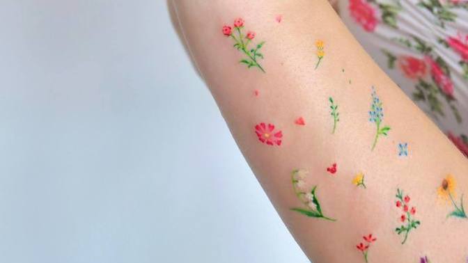 What do you think of this colorful, flowery tattoos?