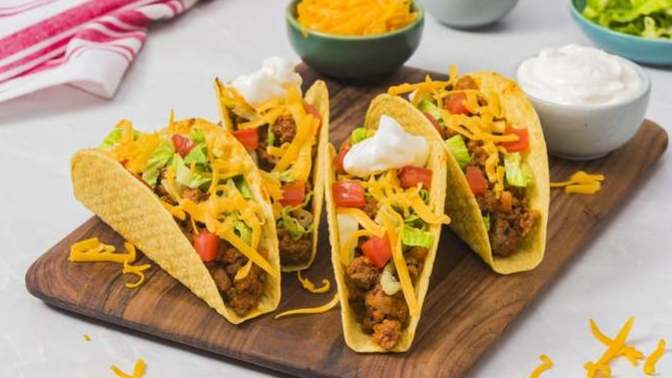 Is it true that women hate tacos?