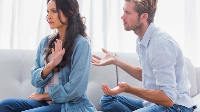Why does showing no emotions or acting like you don’t care make a girl want you (more in details)?