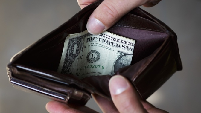 Both girls and guys, if putting your ex partner on child support payments would make them lose their apartment, would you still do it anyways (read)?