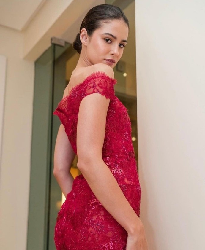 Do you ever wonder what happens behind the scenes at modelling events?