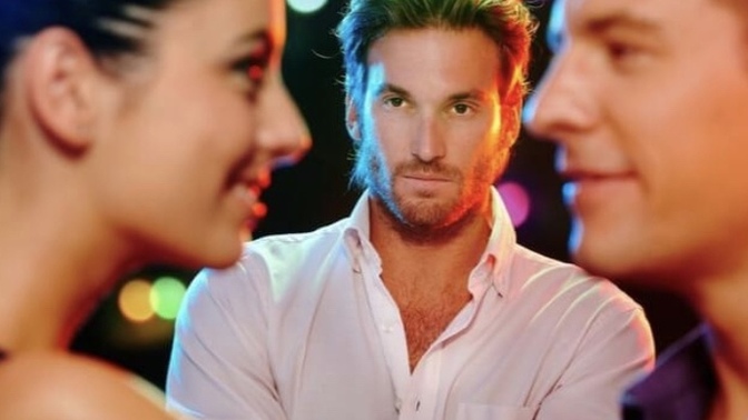 Am I a jealous man for dumping a girl for flirting with others?