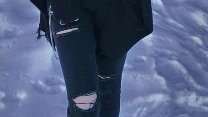 Do you wear ripped jeans?