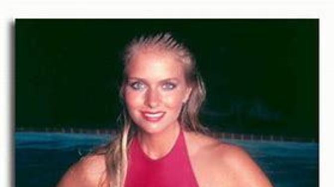 Is/was Donna Dixon out of Dan Aykroyds league?