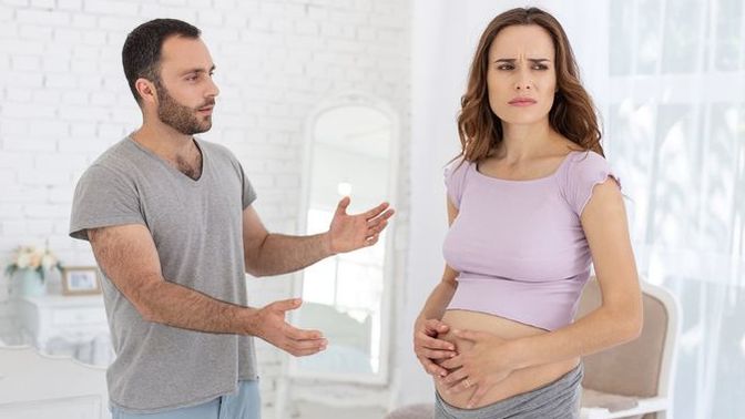 I feel like my boyfriend feels trapped since I’m pregnant, do I just give him space?
