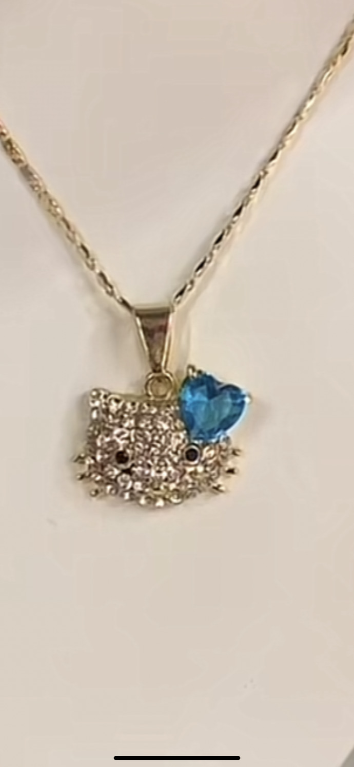 Which necklace should I get my friend that loves hellokitty?