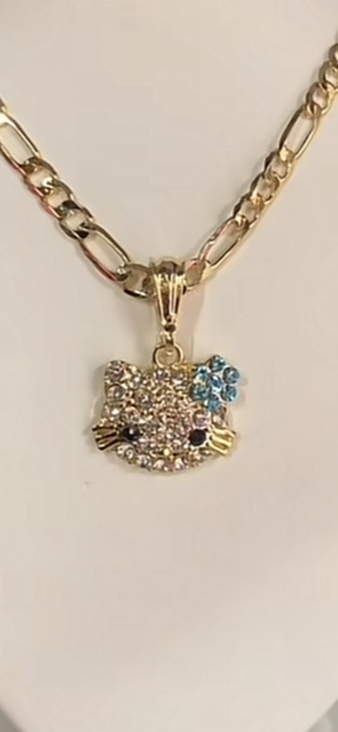 Which necklace should I get my friend that loves hellokitty?