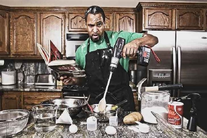 Do you ever wear an apron when you are cooking?