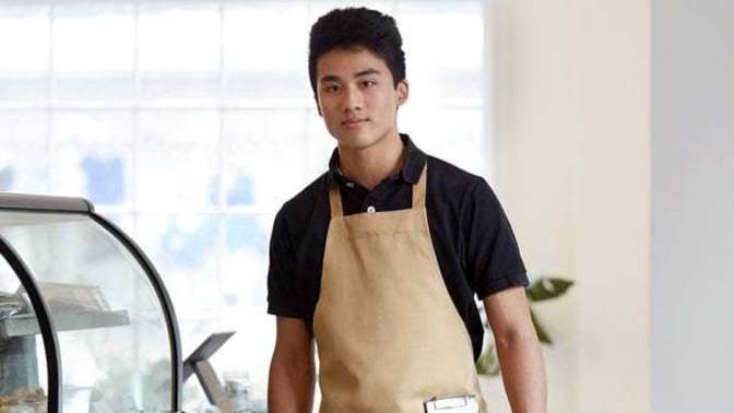 Do you ever wear an apron when you are cooking?