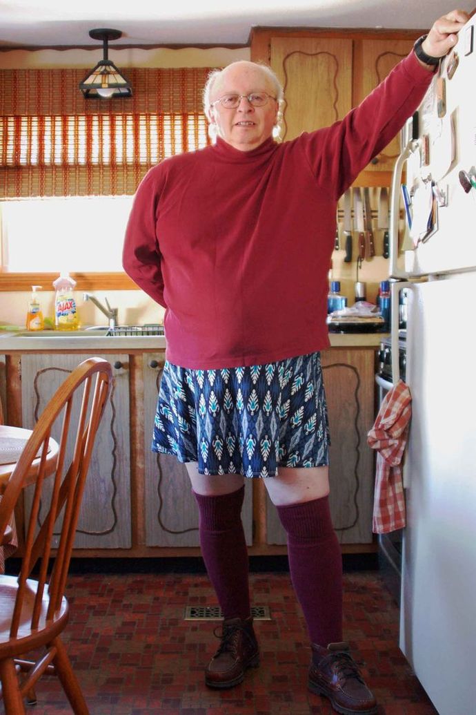 Can old ass men in their 90s rock the mini skirt?