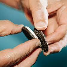 How do you like to eat your oreo cookies?