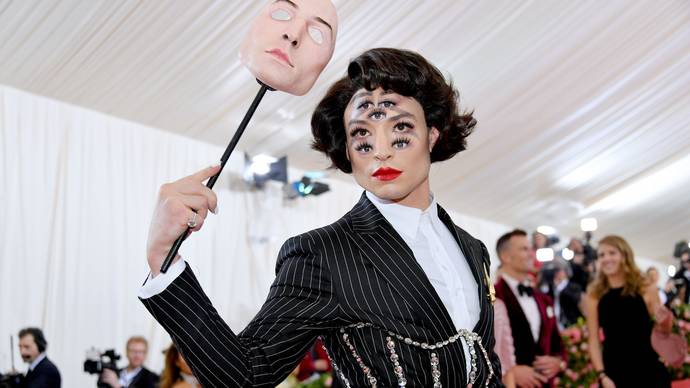 Whos giving Ezra Miller the Flash Pass this weekend? Or are ya running the other direction?