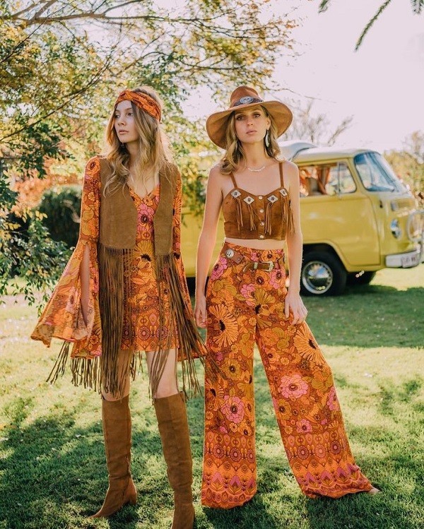 Iets say the hippie fashion trend came as an annual or semi-annual event in your city or hometown. Would that be astoundingly Phenomenon?