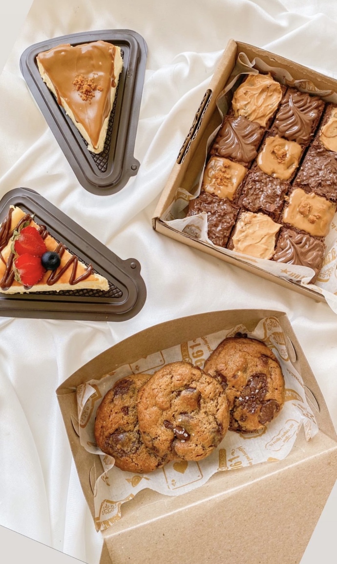 Stuff I’m selling 😇