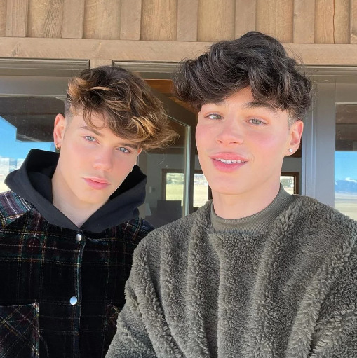 too lazy to look for better pics so pierre (right) is so much better looking than here, shitty pic of him