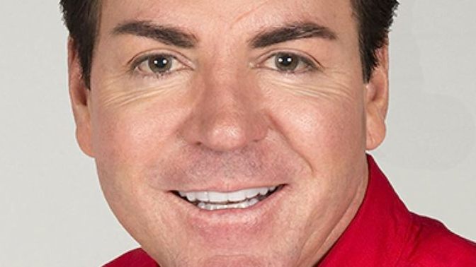 Which celebrity did a worse thing - Lindsay Lohan or Papa John?