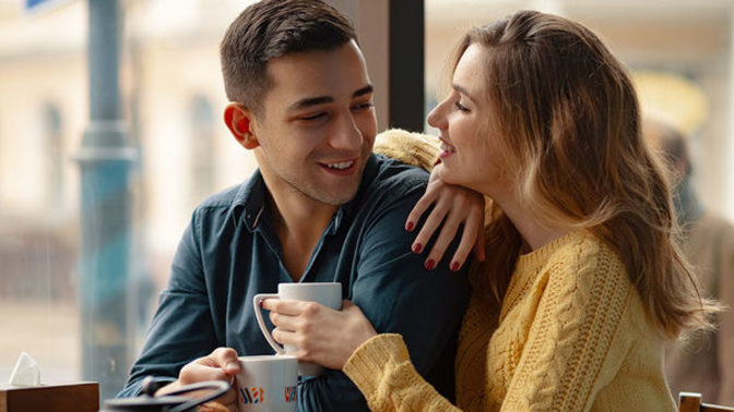 Does it look desperate for a girl to ask a guy out?