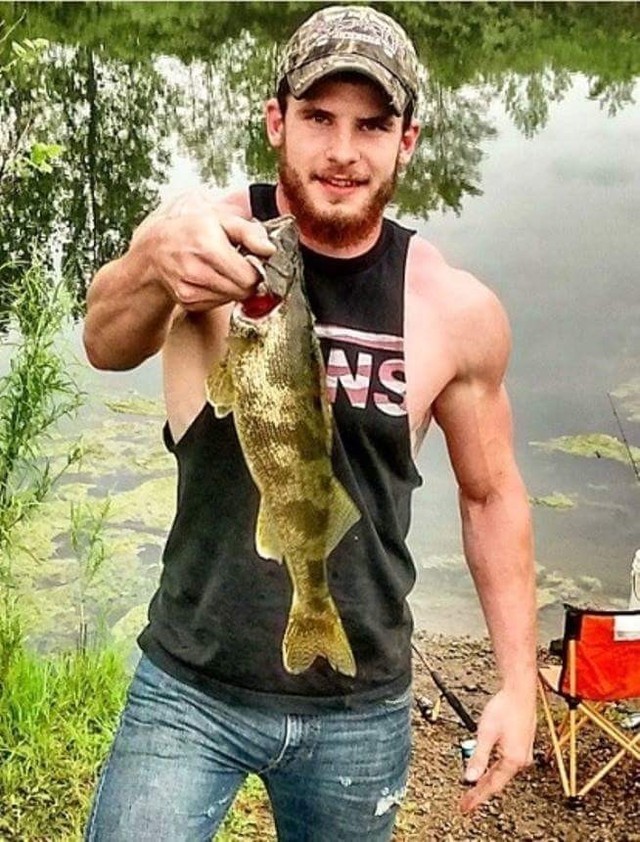 Billy Bo Jackson, goin fishin . Aint no record of his gender identity.