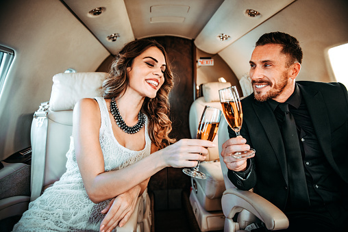 If you suddenly got rich, would it change your relationship with others?