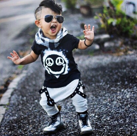 🧃 If you have kids how do you dress them? if you dont have any how what would you style them 🧸?