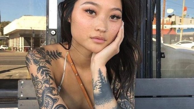 Arm sleeve tattoos. Who has it the best, the guys or the ladies. Or both?