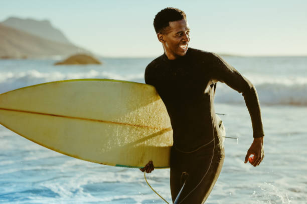 Does the surfer hairstyle trend on the guys still make such an infamous look?
