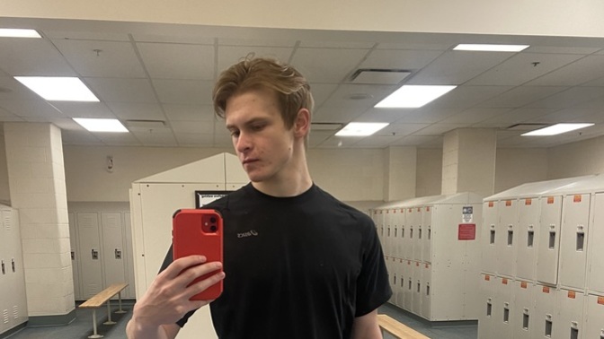 Girls, What’s the best way to gain girls’ attention? I’m almost 21 and never had a girlfriend I feel sort of unlovable. Tips?