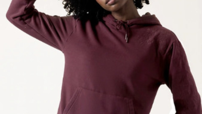 What jeans would look best with this type of hoodie sweater?