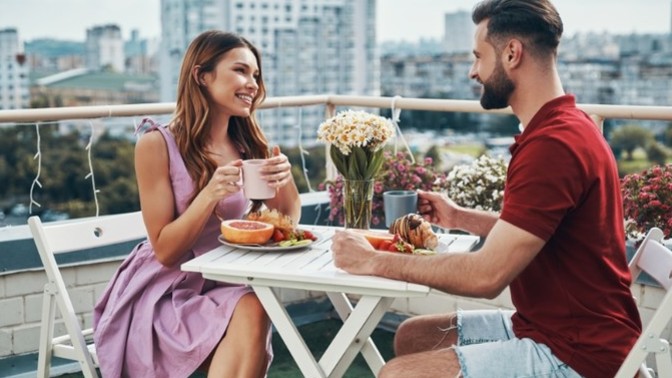 On a first date, if you knew your date could not tell any lies, what five questions would you DEFINITELY want answered?