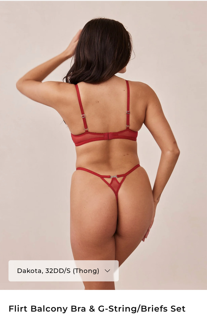 Which red bra and thong set better❤️🔥(pic)?