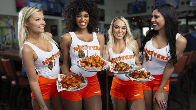 Did my girlfriend overreact to a compliment given to me at hooters by a waitress?