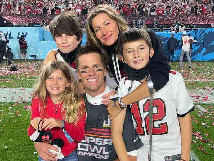 Do you think women are envious that men don’t have to decide between career and family but they do?