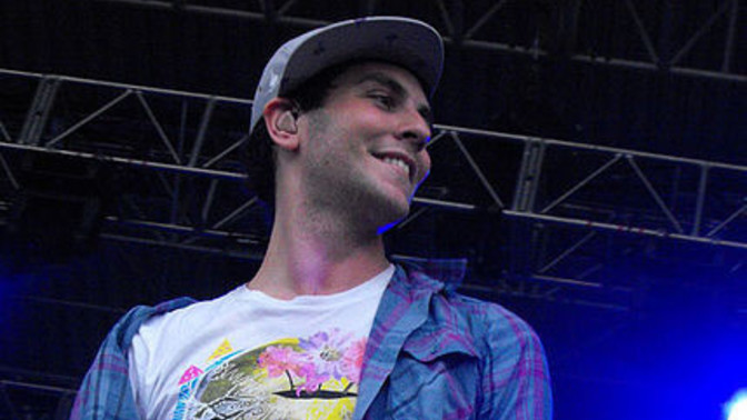 Do you think Gabe Saporta is attractive?