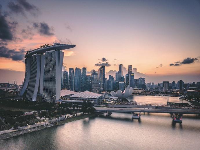 Which of these destinations would you rather vacation to ?