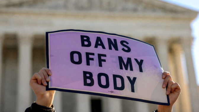 Should abortion be banned in US?