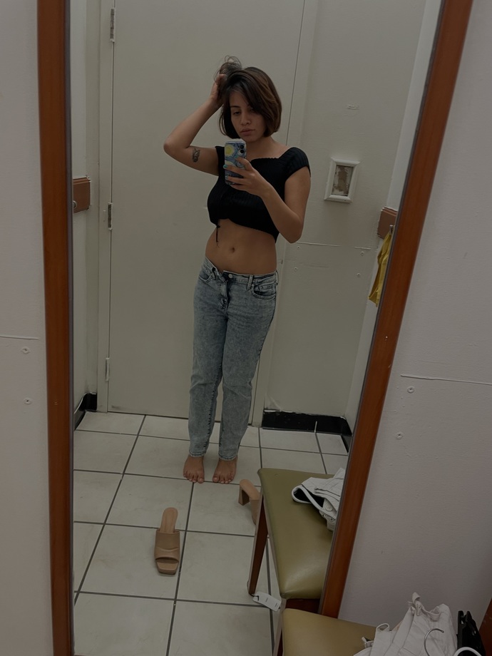 Which stores have good fitting jeans?