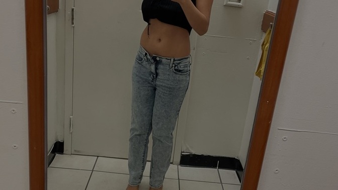 Which stores have good fitting jeans?