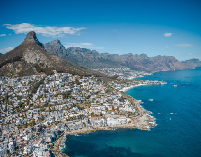 Which country would you rather pay a visit to ?