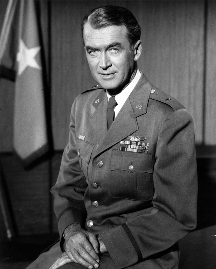 This late actor held the call-sign KE6PZH and once used his Oscar as a doorstop. Who is it?