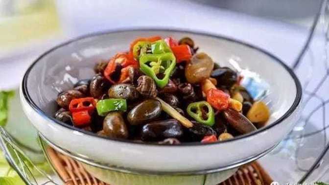 Would you try stir-fried stones?