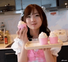 This or that: Cupcakes or muffins?