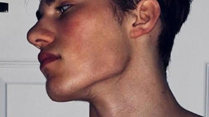Do you like sharp a jawline? If yes then why?