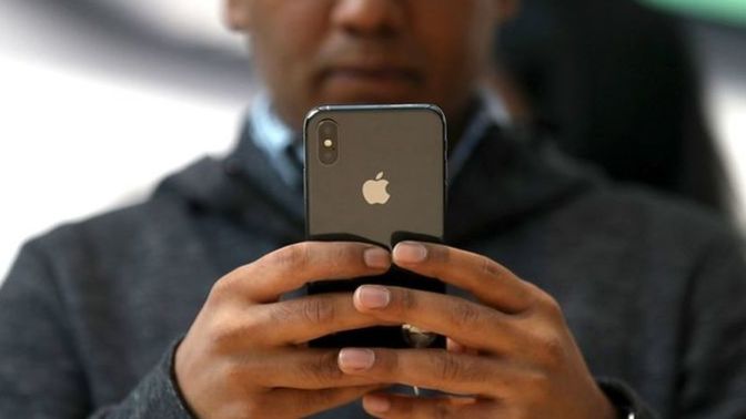 Agree or Disagree: Most people in the United States own a $1000 phone but cannot figure out how to make $100 from it?