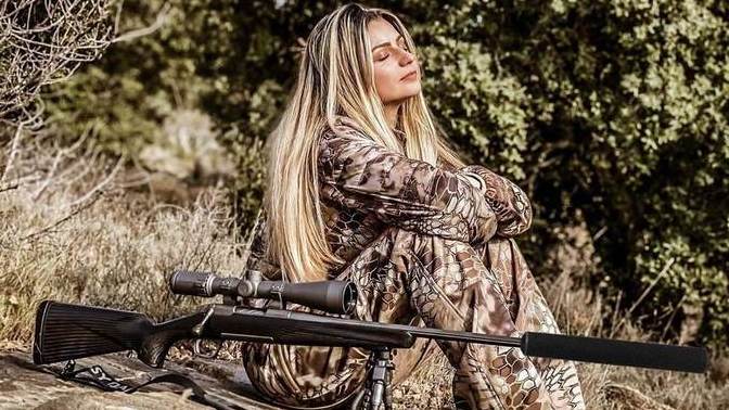 Would you date a girl who's into hunting?