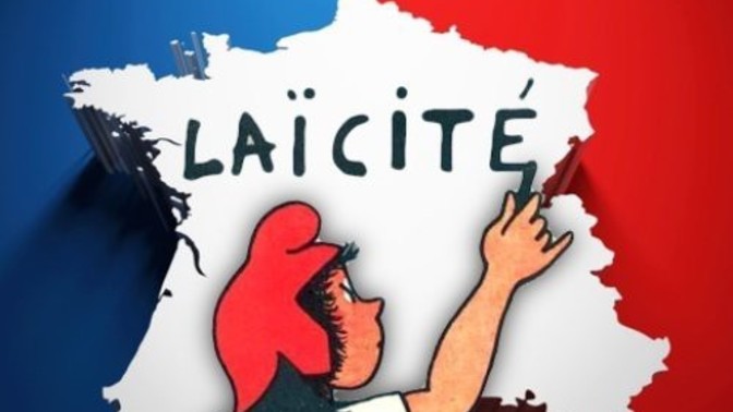 Why do Anglo-Saxons find it hard to understand French secularism and the way it wants to integrate immigrants?