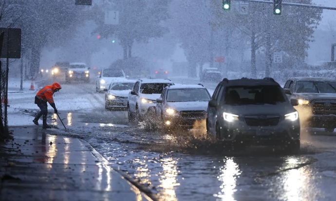 Is it okay to order food during a rain storm?