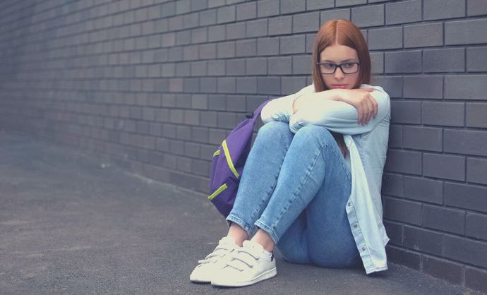 Why do SOME men only like to be with a woman who is insecure and has confidence issues?