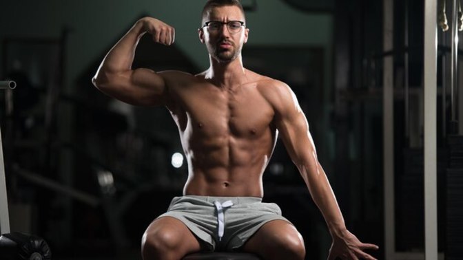 Girls don't really like nerds. They like the attractive guy who just so happens to be a nerd. Agree or disgree?